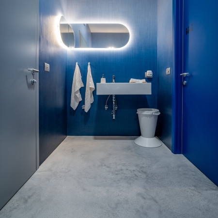 pavimento-skyconcrete-per-toilette
